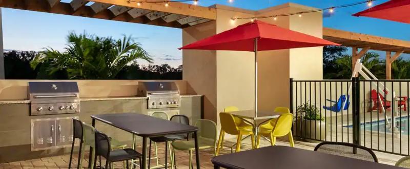 Home2 Suites By Hilton Brandon Tampa Exterior foto